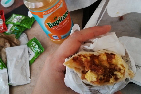 taco bell breakfast burrito