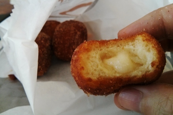 cinnabon delights